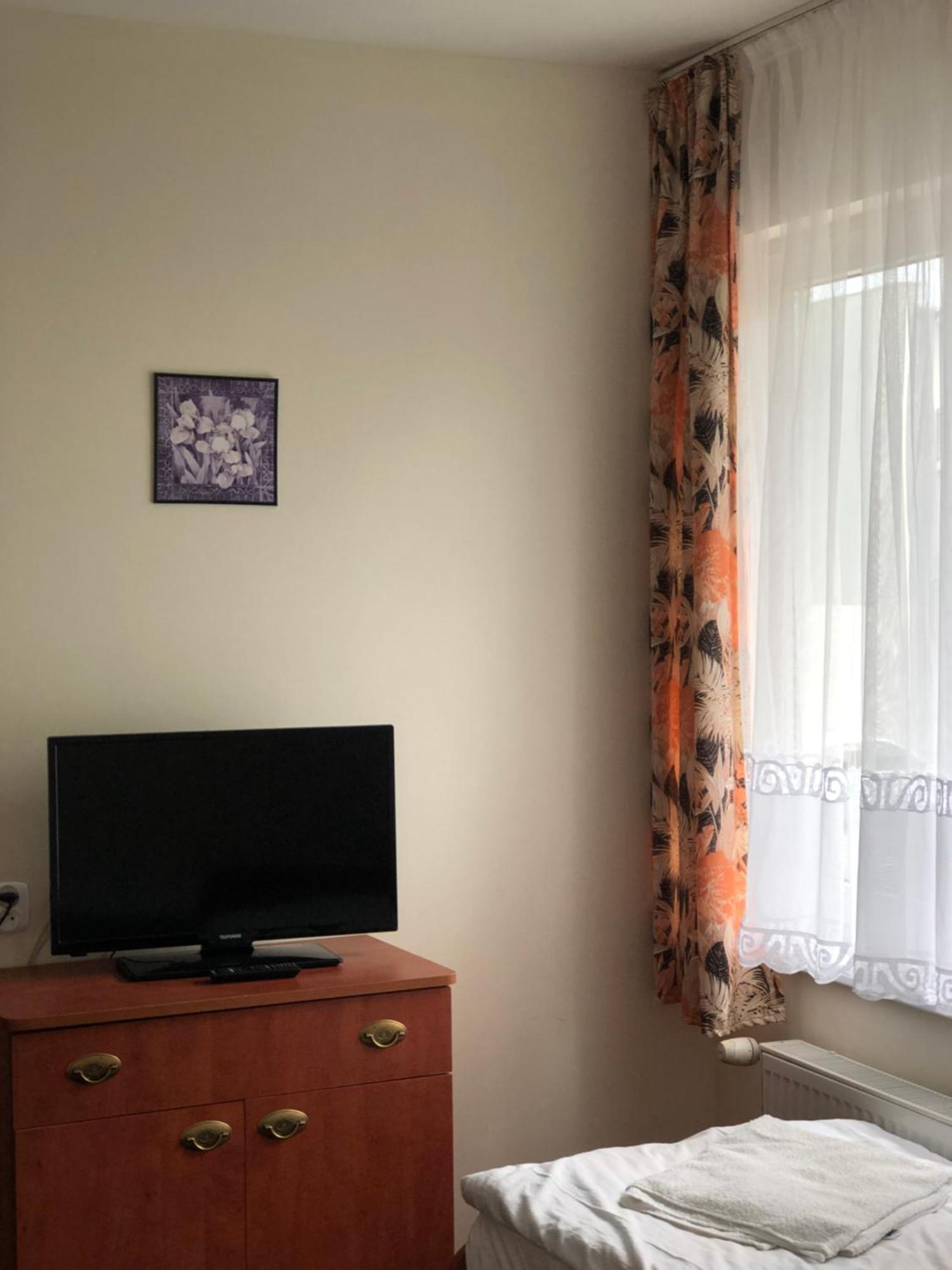 Dom Wczasowy Oliwia Kołobrzeg Esterno foto